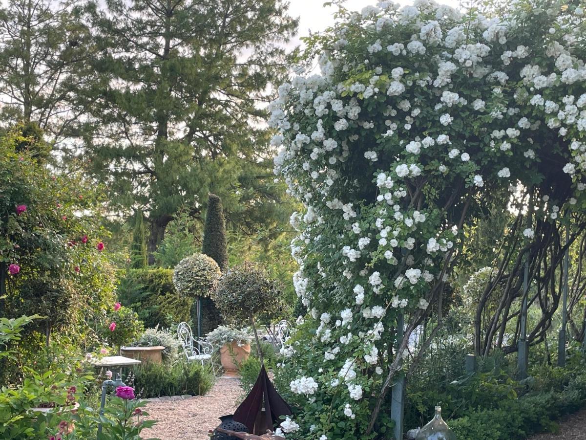 Les Jardins Haute Couture Huismes Eksteriør billede